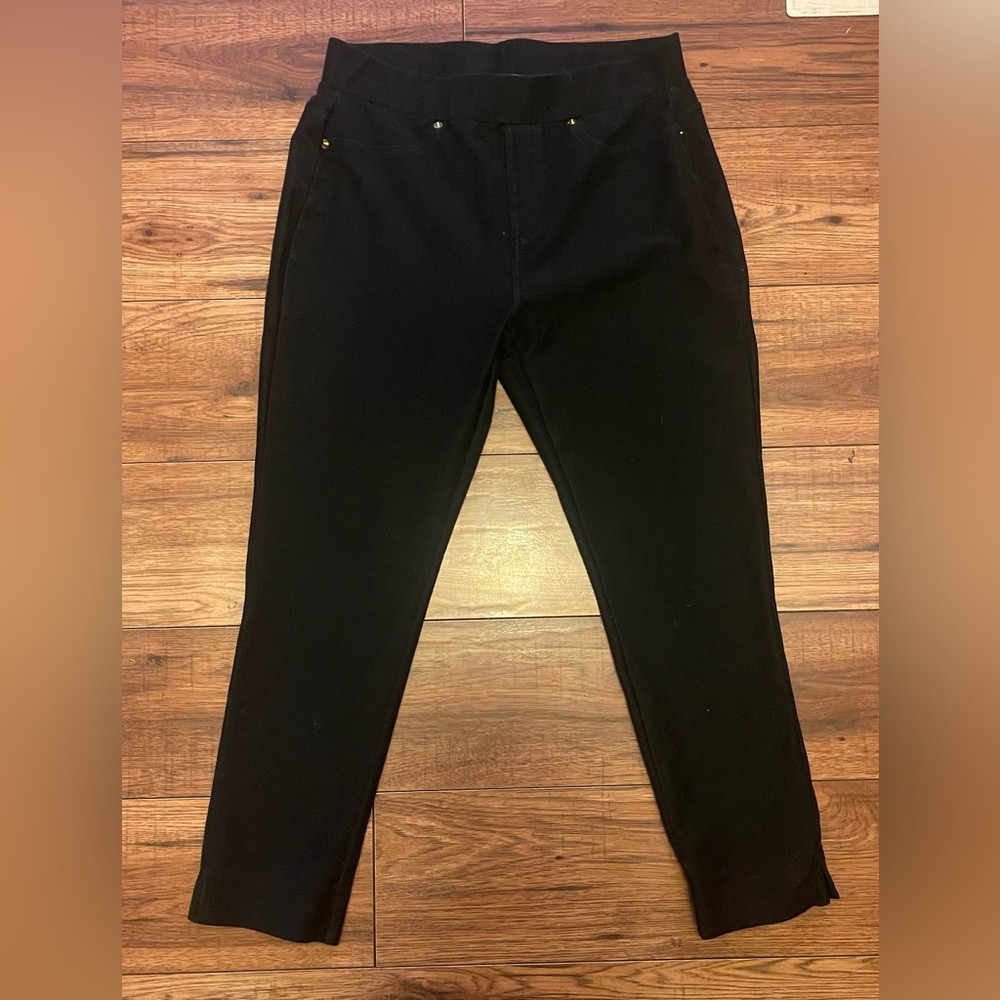 MICHAEL Michael Kors Black Capris